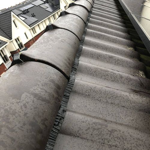 De diensten van dakspecialist in Silvolde Nieuwe laag bitumen